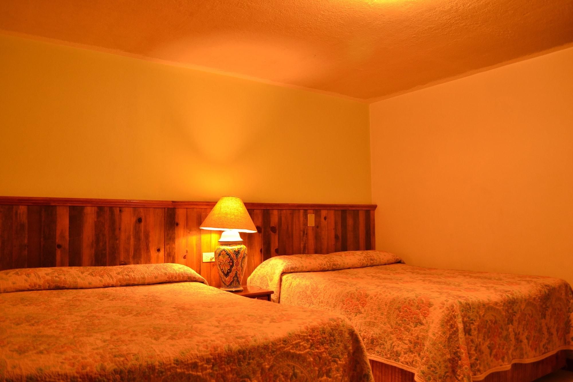 קריל Hotel Posada Del Cobre מראה חיצוני תמונה