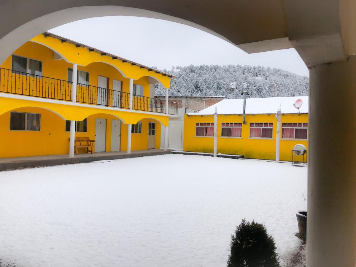 קריל Hotel Posada Del Cobre מראה חיצוני תמונה